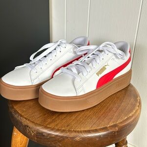 NWOT Puma Sneakers, size 7.5